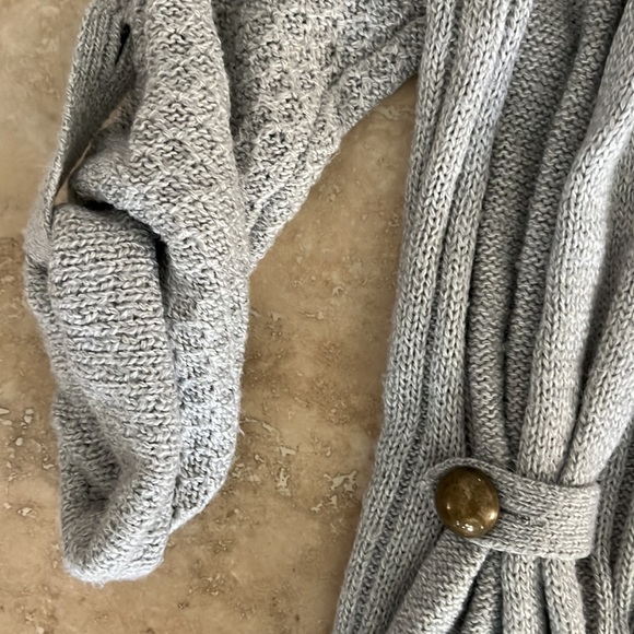 Women’s Medium Love by Design Gray Cardigan - Picture 3 of 5